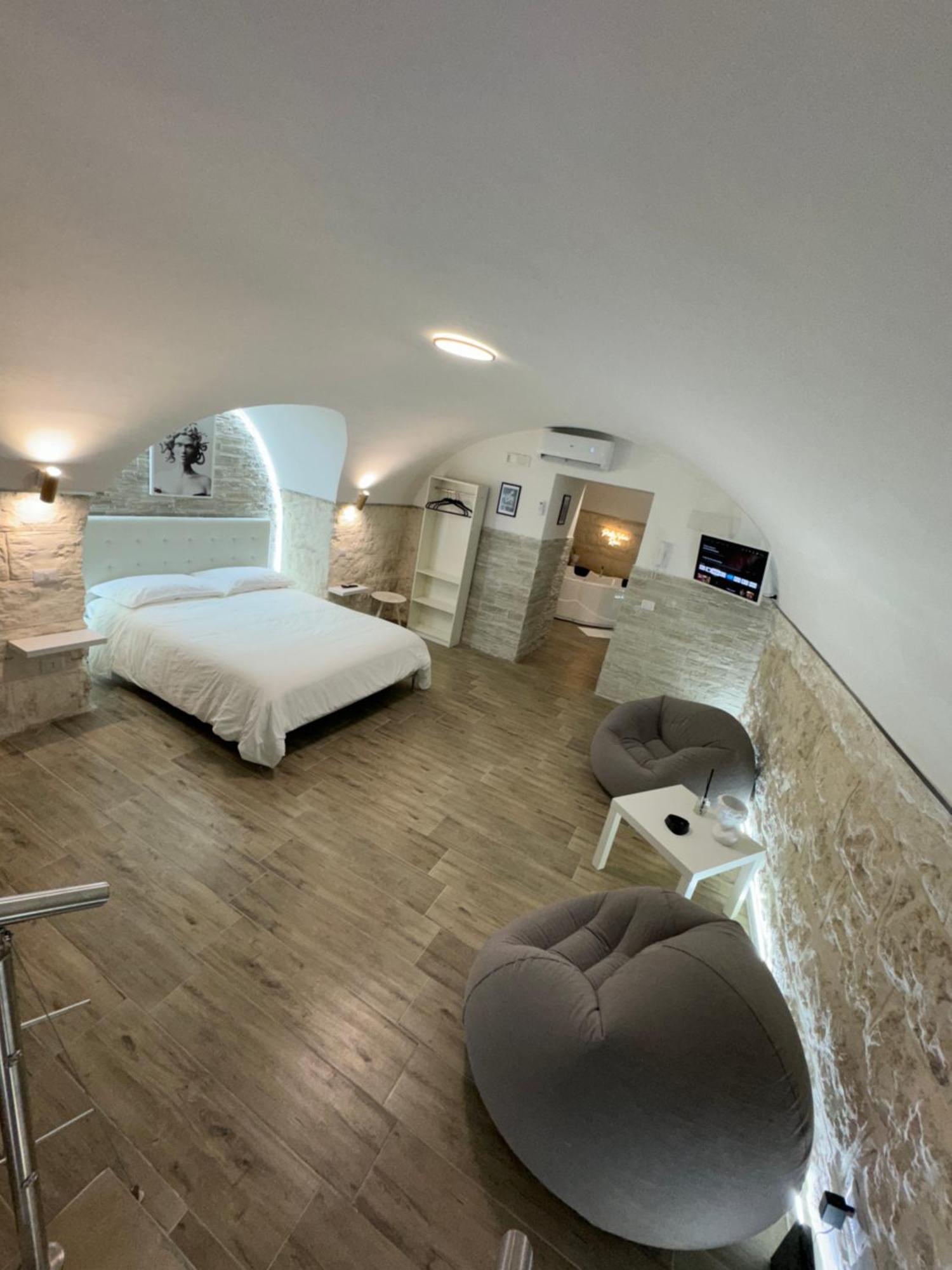 Pietra Viva Room Bari Eksteriør bilde